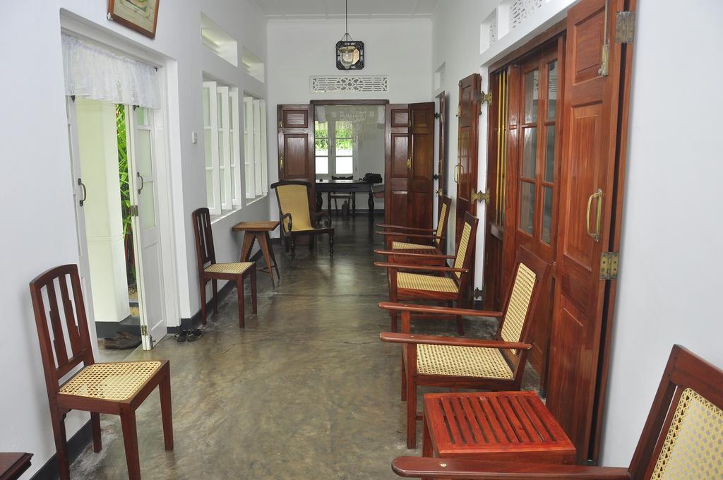 Village Headman'S Five Bedrooms Entire Bungalow Induruwa Dış mekan fotoğraf